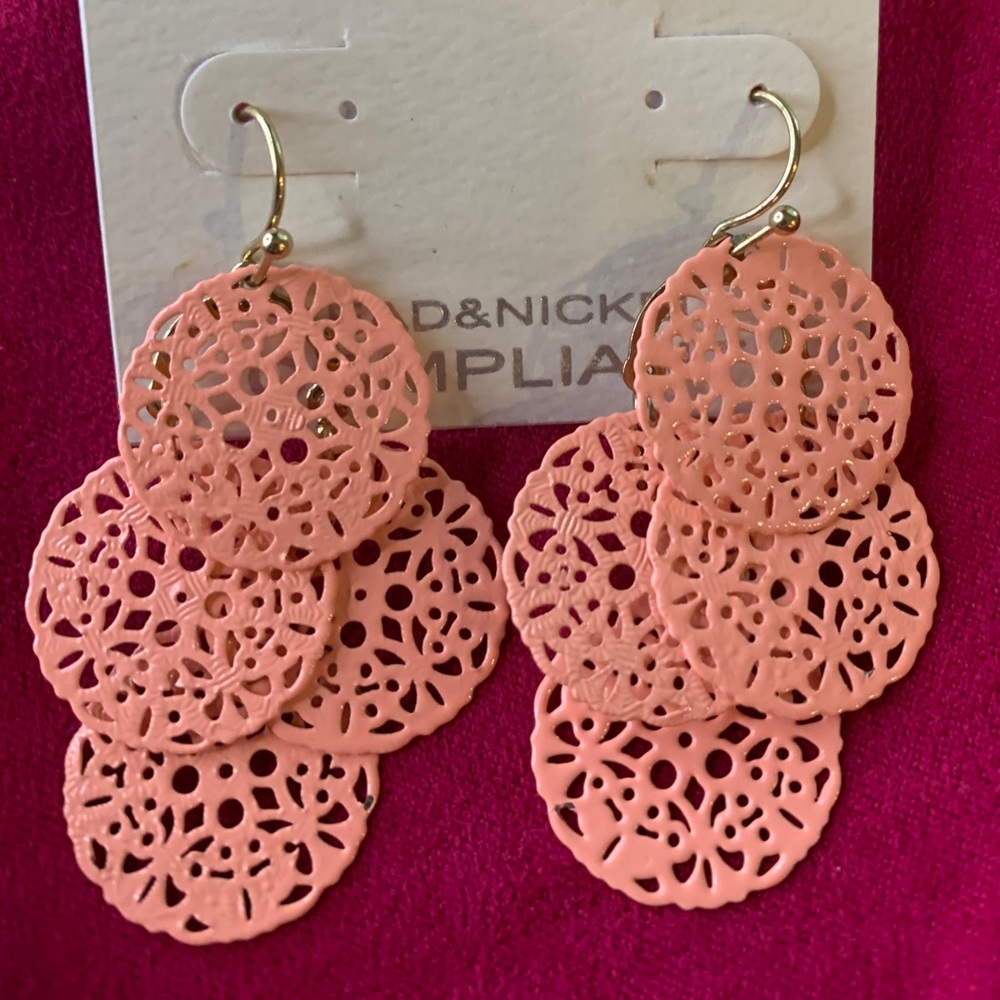 Earring bundle — 6 pair! - Picture 2 of 5